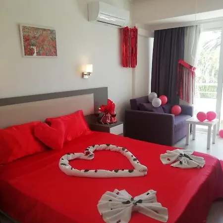 Club Rama Otel *