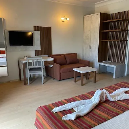 Hotel Club Rama *