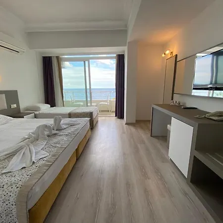 Club Rama Hotel *