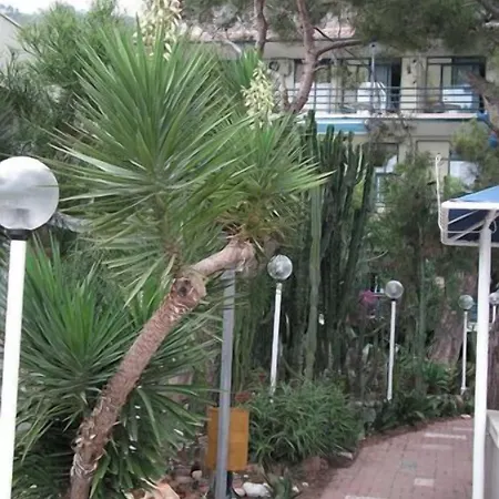 Hotel Club Rama *
